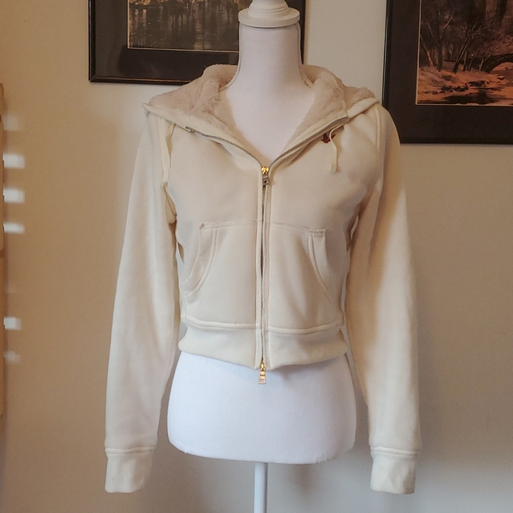 🌺🌺🌺NWOT Crop Faux Fur Lined Hoodie